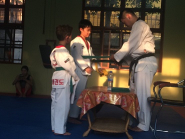 Master Yoo Jin Giving Belts